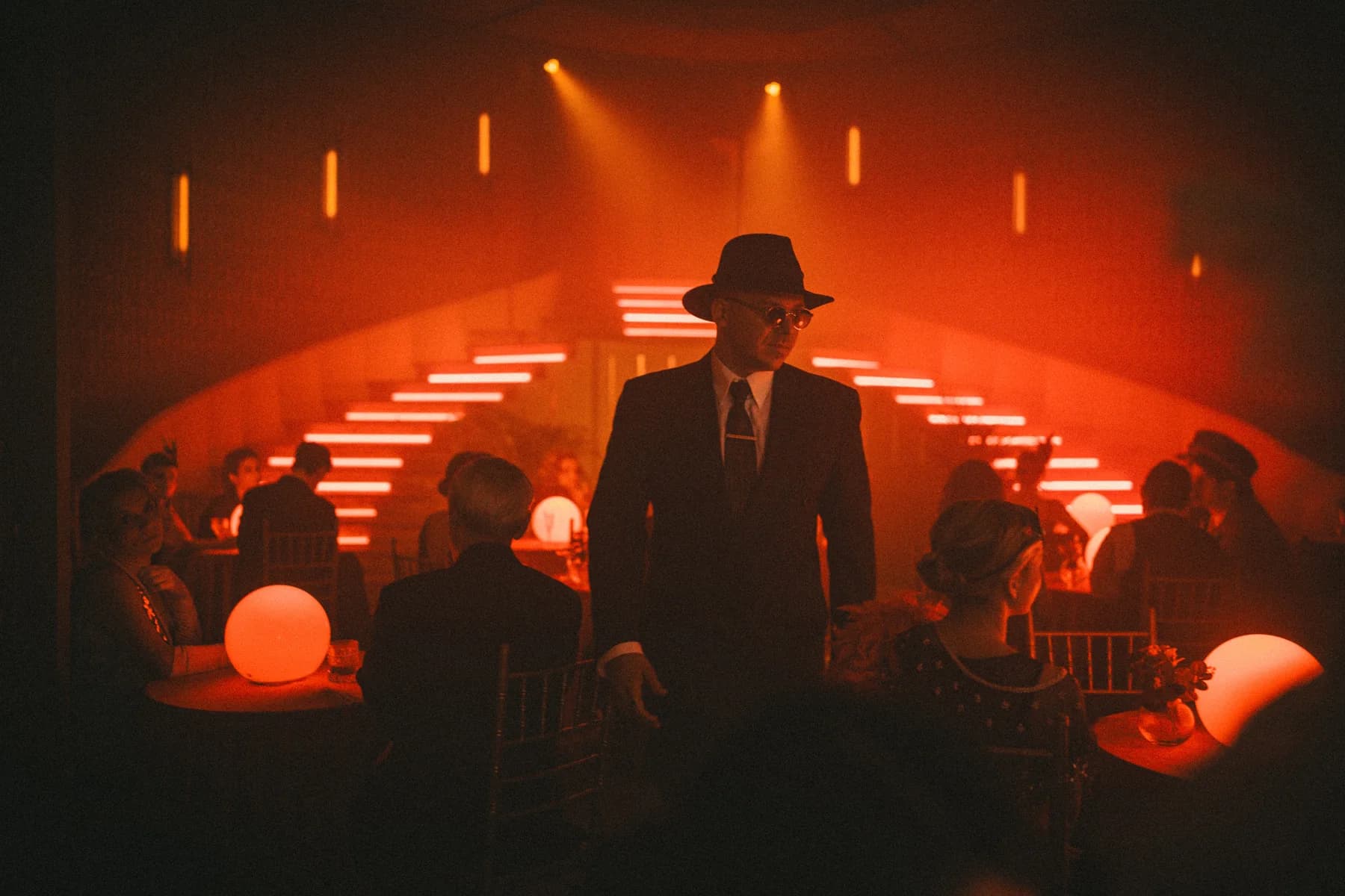 Trile on the Ciganka set